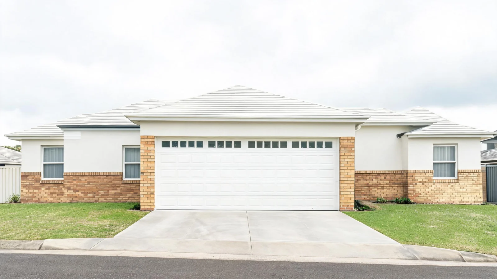 white garage doors, WANJIA Hiseng